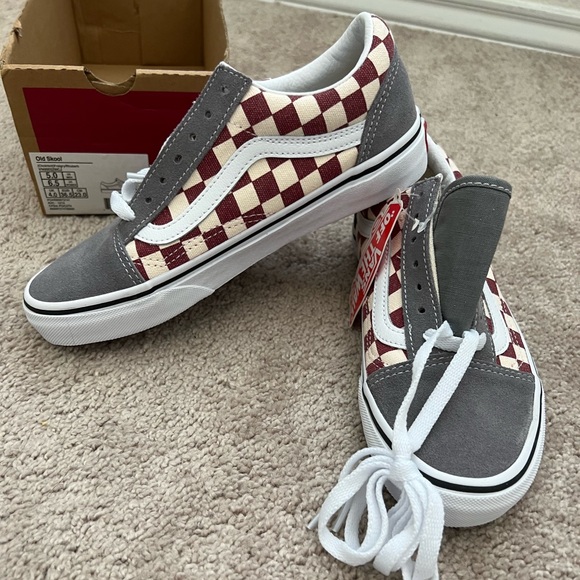 New Old Skool Checkerboard Vans - Picture 4 of 14